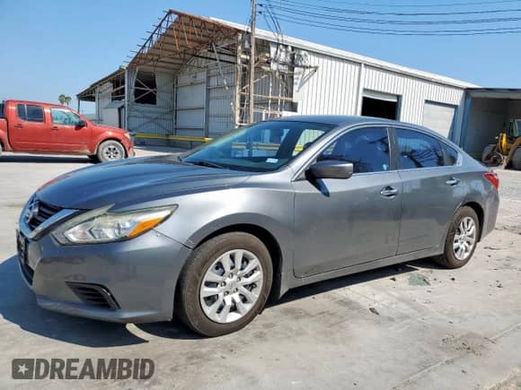 2016 Nissan Altima S с VIN 1N4AL3AP2GN375268, выставлен на аукционе Copart как лот 71222845 с пробегом 93 550 миль миль и Списание • Salvage title. История ставок и продаж доступна на DreamBid. Изображение 1.