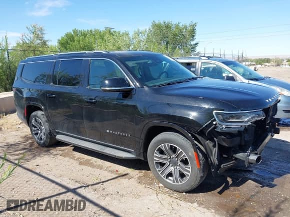 ✅ 2024 Jeep Wagoneer Series II • VIN: 1C4SJRBP9RS176938 • Lot: 43007283. Listed on IAAI with 37,434 mi. Free auction sales archive from the USA and detailed vehicle history report at DreamBid. Image 14.