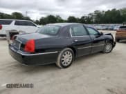 ✅ 2011 Lincoln Town Car Signature Limited • VIN: 2LNBL8CVXBX758787 • Lot: 81351495. Listed on Copart with 116,798 mi. Free auction sales archive from the USA and detailed vehicle history report at DreamBid. Image 3.