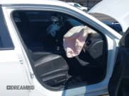 ✅ 2021 Dodge Charger SXT • VIN: 2C3CDXBG7MH659977 • Lot: 43316063. Wystawiony na IAAI z przebiegiem 108 275 mil. Bezpłatny archiwum sprzedaży aukcyjnych z USA i szczegółowy raport historii pojazdu na DreamBid. Zdjęcie 5.