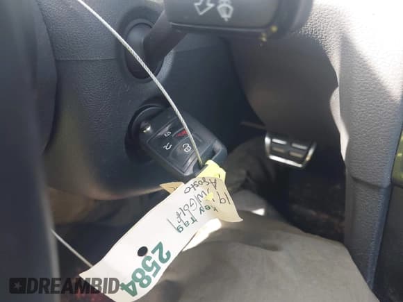 ✅ 2019 Volkswagen Golf S • VIN: 3VWH17AUXKM501078 • Lot: 42158280. Wystawiony na IAAI z przebiegiem 57 049 mil. Bezpłatny archiwum sprzedaży aukcyjnych z USA i szczegółowy raport historii pojazdu na DreamBid. Zdjęcie 11.