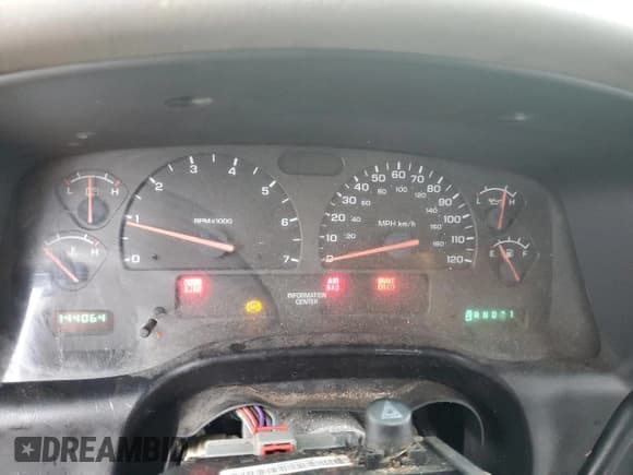 ✅ 2002 Dodge Dakota SLT • VIN: 1B7HL48N32S586363 • Lot: 86195184. Wystawiony na Copart z przebiegiem 144 064 mil. Bezpłatny archiwum sprzedaży aukcyjnych z USA i szczegółowy raport historii pojazdu na DreamBid. Zdjęcie 9.