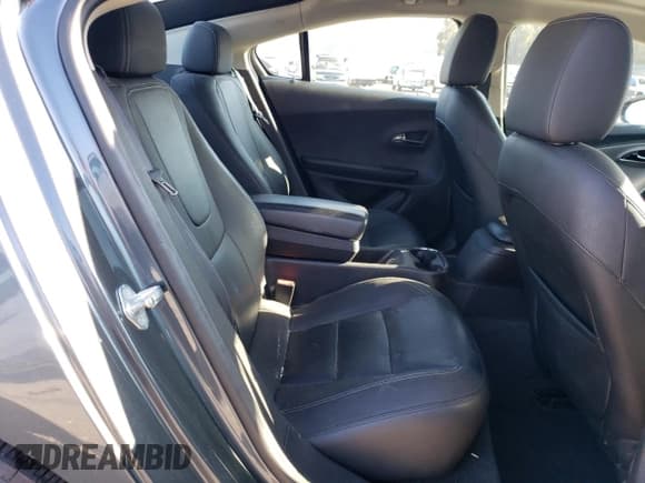 ✅ 2013 Chevrolet Volt • VIN: 1G1RF6E40DU106881 • Lot: 81640374. Wystawiony na Copart z przebiegiem 126 999 mil. Bezpłatny archiwum sprzedaży aukcyjnych z USA i szczegółowy raport historii pojazdu na DreamBid. Zdjęcie 10.