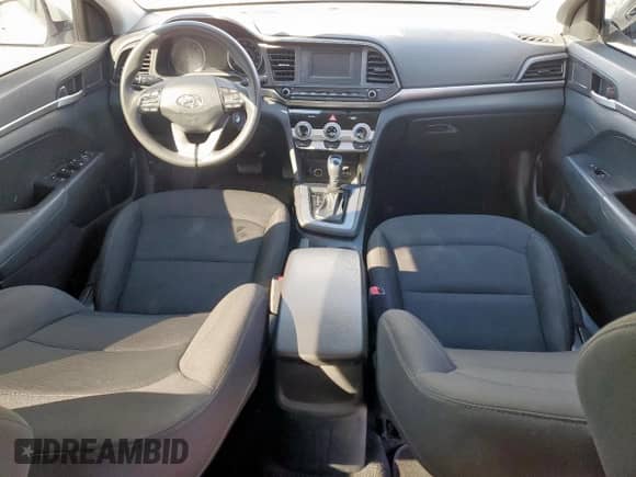 2019 Hyundai Elantra SE z VIN 5NPD74LF4KH456934, wystawiony jako Copart lot #87435705 z przebiegiem 170 225 mil mil oraz Czysty tytuł • Clean title. Historia ofert i sprzedaży dostępna na DreamBid. Obrazek 8.