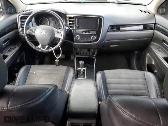 2019 Mitsubishi Outlander SE with VIN JA4AD3A34KZ046684, listed as a Copart auction lot 86887245 with 149,737 mi miles and Clean title. Bid and sale history available at DreamBid. Image 8.