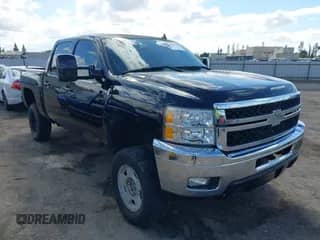 2007 Chevrolet Silverado 1500 LTZ z VIN 3GCEK13M07G544346, wystawiony jako IAAI lot #43375785 z przebiegiem 177 736 mil mil oraz . Historia ofert i sprzedaży dostępna na DreamBid. Obrazek 1.