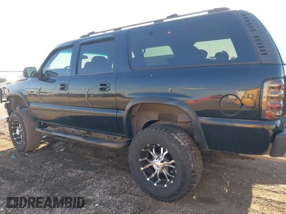 ✅ 2001 Chevrolet Suburban LS • VIN: 3GNEC16T61G284128 • Лот: 41102555. Опубликован ранее на IAAI с пробегом 198 323 миль. Бесплатный доступ к архиву аукционных продаж из США и подробный отчёт об истории автомобиля на DreamBid. Изображение 14.