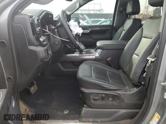 ✅ 2024 Chevrolet Silverado 1500 LTZ • VIN: 2GCUDGED2R1210725 • Лот: 92652775. Опубликован ранее на Copart с пробегом Не указан. Бесплатный доступ к архиву аукционных продаж из США и подробный отчёт об истории автомобиля на DreamBid. Изображение 7.