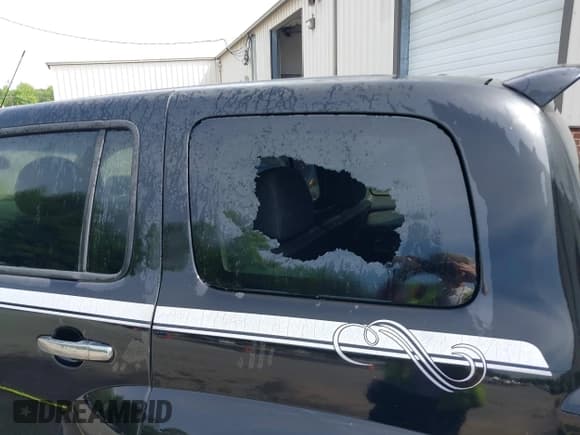 ✅ 2007 Chevrolet HHR LT • VIN: 3GNDA33PX7S561597 • Lot: 42143433. Listed on IAAI with 178,294 mi. Free auction sales archive from the USA and detailed vehicle history report at DreamBid. Image 12.