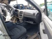 ✅ 2003 Ford Explorer XLT • VIN: 1FMZU73W53ZA27307 • Lot: 42332040. Listed on IAAI with 173,335 mi. Free auction sales archive from the USA and detailed vehicle history report at DreamBid. Image 5.