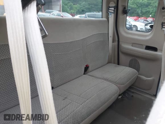 ✅ 2000 Ford F-150 XL • VIN: 2FTRX17L3YCA03228 • Lot: 42262388. Listed on IAAI with 122,929 mi. Free auction sales archive from the USA and detailed vehicle history report at DreamBid. Image 8.