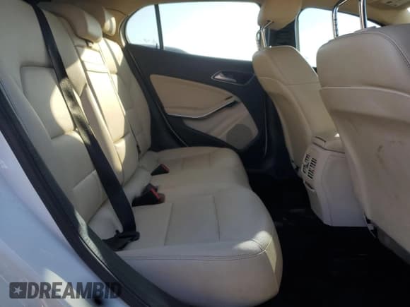 ✅ 2018 Mercedes-Benz GLA 250 • VIN: WDCTG4GB6JJ373119 • Лот: 83765465. Опубликован ранее на Copart с пробегом 129 969 миль. Бесплатный доступ к архиву аукционных продаж из США и подробный отчёт об истории автомобиля на DreamBid. Изображение 10.