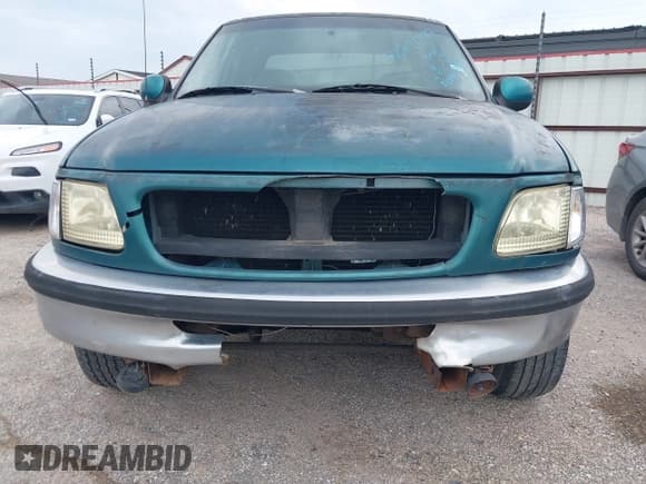 ✅ 1998 Ford F-150 • VIN: 1FTZX1768WKB54603 • Lot: 42726342. Listed on IAAI with 151,409 mi. Free auction sales archive from the USA and detailed vehicle history report at DreamBid. Image 6.