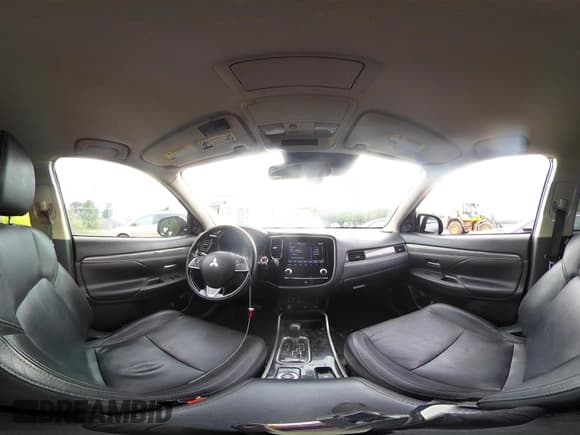 ✅ 2020 Mitsubishi Outlander ES • VIN: JA4AZ3A36LZ030134 • Лот: 42712700. Опубликован ранее на IAAI с пробегом 100 488 миль. Бесплатный доступ к архиву аукционных продаж из США и подробный отчёт об истории автомобиля на DreamBid. Изображение 18.