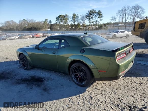 ✅ 2022 Dodge Challenger R/T Scat Pack Widebody • VIN: 2C3CDZFJ5NH132412 • Lot: 36576113. Wystawiony na Copart z przebiegiem 2 593 mil. Bezpłatny archiwum sprzedaży aukcyjnych z USA i szczegółowy raport historii pojazdu na DreamBid. Zdjęcie 2.