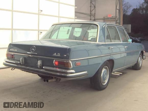 ✅ 1972 Mercedes-Benz 280 • VIN: XXX1086712015098 • Lot: 93092255. Listed on Copart with 73,981 mi. Free auction sales archive from the USA and detailed vehicle history report at DreamBid. Image 4.