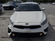 ✅ 2020 Kia Forte FE • VIN: 3KPF24AD4LE203112 • Lot: 81498125. Wystawiony na Copart z przebiegiem 105 769 mil. Bezpłatny archiwum sprzedaży aukcyjnych z USA i szczegółowy raport historii pojazdu na DreamBid. Zdjęcie 5.