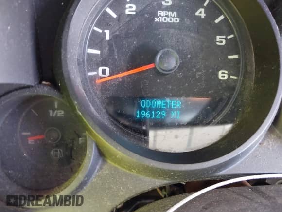 2010 Chevrolet Silverado 1500 Work Truck z VIN 1GCSCPEX3AZ198388, wystawiony jako IAAI lot #43311763 z przebiegiem 196 129 mil mil oraz . Historia ofert i sprzedaży dostępna na DreamBid. Obrazek 7.