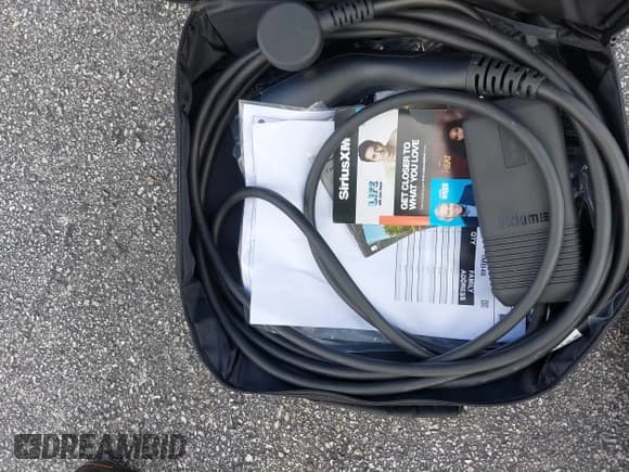 ✅ 2025 Chevrolet Equinox EV LT2 • VIN: 3GN7DNRP6SS227213 • Lot: 43361362. Listed on IAAI with 697 mi. Free auction sales archive from the USA and detailed vehicle history report at DreamBid. Image 12.