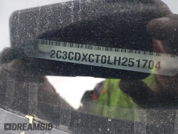 ✅ 2020 Dodge Charger R/T • VIN: 2C3CDXCT0LH251704 • Lot: 43658914. Listed on IAAI with 49,176 mi. Free auction sales archive from the USA and detailed vehicle history report at DreamBid. Image 17.