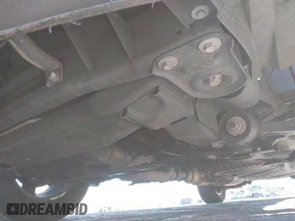 ✅ 2016 Chevrolet Traverse LT • VIN: 1GNKRGKD3GJ260850 • Lot: 43883216. Listed on IAAI with 163,435 mi. Free auction sales archive from the USA and detailed vehicle history report at DreamBid. Image 19.