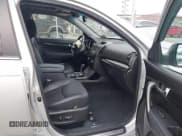 ✅ 2012 Kia Sorento SX • VIN: 5XYKWDA26CG194384 • Lot: 43499865. Wystawiony na IAAI z przebiegiem 97 000 mil. Bezpłatny archiwum sprzedaży aukcyjnych z USA i szczegółowy raport historii pojazdu na DreamBid. Zdjęcie 5.