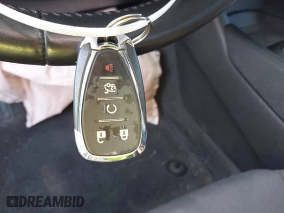 2022 Chevrolet Malibu RS z VIN 1G1ZG5STXNF207550, wystawiony jako IAAI lot #43280570 z przebiegiem 58 957 mil mil oraz . Historia ofert i sprzedaży dostępna na DreamBid. Obrazek 11.