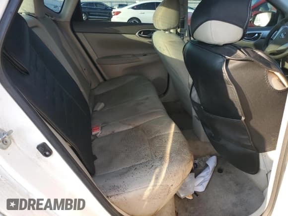 ✅ 2014 Nissan Sentra S • VIN: 3N1AB7AP2EL693606 • Lot: 71389415. Wystawiony na Copart z przebiegiem 235 486 mil. Bezpłatny archiwum sprzedaży aukcyjnych z USA i szczegółowy raport historii pojazdu na DreamBid. Zdjęcie 10.