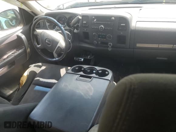 ✅ 2013 GMC Sierra 1500 SLE • VIN: 1GTR1VE09DZ160146 • Lot: 63651925. Wystawiony na Copart z przebiegiem 371 900 mil. Bezpłatny archiwum sprzedaży aukcyjnych z USA i szczegółowy raport historii pojazdu na DreamBid. Zdjęcie 8.