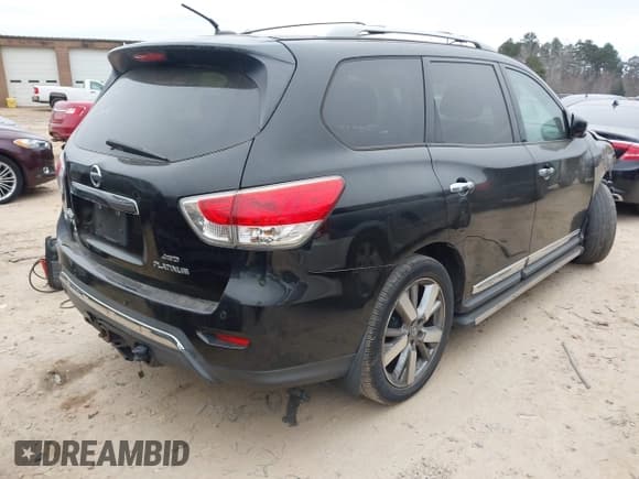 ✅ 2013 Nissan Pathfinder SV • VIN: 5N1AR2MMXDC668780 • Lot: 41160795. Listed on IAAI with 158,610 mi. Free auction sales archive from the USA and detailed vehicle history report at DreamBid. Image 4.