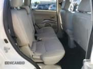 ✅ 2012 Mitsubishi Outlander SE • VIN: JA4AS3AW7CU013547 • Lot: 67078305. Wystawiony na Copart z przebiegiem 176 621 mil. Bezpłatny archiwum sprzedaży aukcyjnych z USA i szczegółowy raport historii pojazdu na DreamBid. Zdjęcie 11.