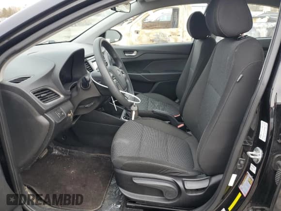 ✅ 2018 Hyundai Accent SE • VIN: 3KPC24A38JE012137 • Лот: 52497675. Опубликован ранее на Copart с пробегом 93 392 миль. Бесплатный доступ к архиву аукционных продаж из США и подробный отчёт об истории автомобиля на DreamBid. Изображение 7.