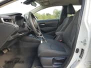 ✅ 2021 Toyota Corolla LE • VIN: 5YFEPMAE2MP255022 • Lot: 82380405. Wystawiony na Copart z przebiegiem 141 630 mil. Bezpłatny archiwum sprzedaży aukcyjnych z USA i szczegółowy raport historii pojazdu na DreamBid. Zdjęcie 7.