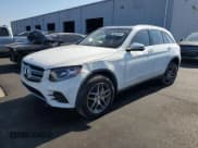 ✅ 2016 Mercedes-Benz GLC 300 • VIN: WDC0G4KB5GF013586 • Lot: 92679325. Wystawiony na Copart z przebiegiem 35 917 mil. Bezpłatny archiwum sprzedaży aukcyjnych z USA i szczegółowy raport historii pojazdu na DreamBid. Zdjęcie 1.