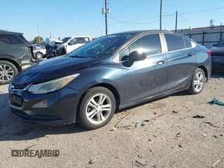 ✅ 2016 Chevrolet Cruze LT • VIN: 1G1BE5SMXG7283024 • Lot: 43609549. Listed on IAAI with 129,417 mi. Free auction sales archive from the USA and detailed vehicle history report at DreamBid. Image 2.