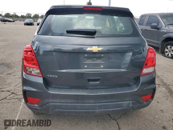 2020 Chevrolet Trax LS with VIN 3GNCJKSB6LL165828, listed as a Copart auction lot 81853005 with 110,741 mi miles and Salvage title. Bid and sale history available at DreamBid. Image 6.