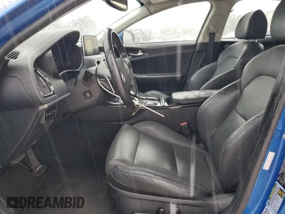 ✅ 2018 Kia Stinger Premium • VIN: KNAE25LA1J6014938 • Lot: 86449535. Wystawiony na Copart z przebiegiem 93 668 mil. Bezpłatny archiwum sprzedaży aukcyjnych z USA i szczegółowy raport historii pojazdu na DreamBid. Zdjęcie 7.