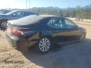 ✅ 2021 Toyota Camry LE • VIN: 4T1C11AK2MU458312 • Lot: 90942625. Wystawiony na Copart z przebiegiem 76 010 mil. Bezpłatny archiwum sprzedaży aukcyjnych z USA i szczegółowy raport historii pojazdu na DreamBid. Zdjęcie 3.