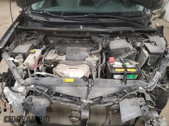 ✅ 2016 Toyota RAV4 XLE • VIN: 2T3RFREV4GW499938 • Lot: 92727755. Listed on Copart with 107,369 mi. Free auction sales archive from the USA and detailed vehicle history report at DreamBid. Image 12.