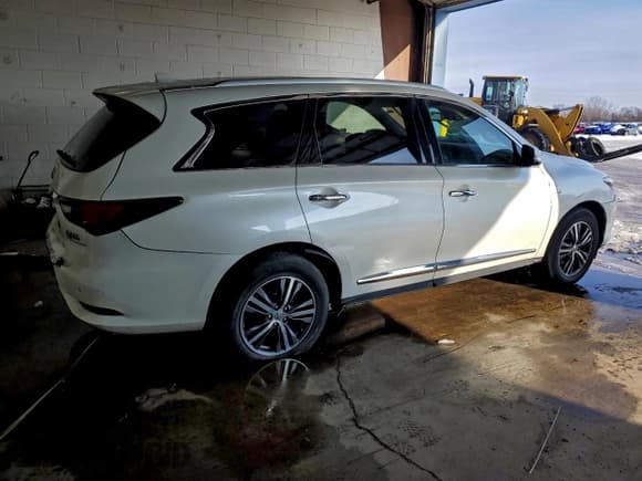 ✅ 2019 Infiniti QX60 Luxe • VIN: 5N1DL0MM1KC508562 • Lot: 95922535. Listed on Copart with 136,099 mi. Free auction sales archive from the USA and detailed vehicle history report at DreamBid. Image 3.