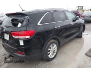 ✅ 2017 Kia Sorento LX • VIN: 5XYPGDA55HG211650 • Lot: 43786637. Listed on IAAI with 144,038 mi. Free auction sales archive from the USA and detailed vehicle history report at DreamBid. Image 4.