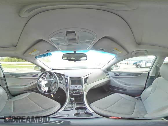 ✅ 2013 Hyundai Sonata SE • VIN: 5NPEC4AC6DH714026 • Lot: 72603954. Wystawiony na Copart z przebiegiem 111 772 mil. Bezpłatny archiwum sprzedaży aukcyjnych z USA i szczegółowy raport historii pojazdu na DreamBid. Zdjęcie 13.