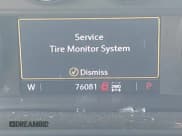 ✅ 2019 Chevrolet Silverado 1500 RST • VIN: 3GCUYEED9KG102561 • Lot: 43216999. Wystawiony na IAAI z przebiegiem 76 081 mil. Bezpłatny archiwum sprzedaży aukcyjnych z USA i szczegółowy raport historii pojazdu na DreamBid. Zdjęcie 15.