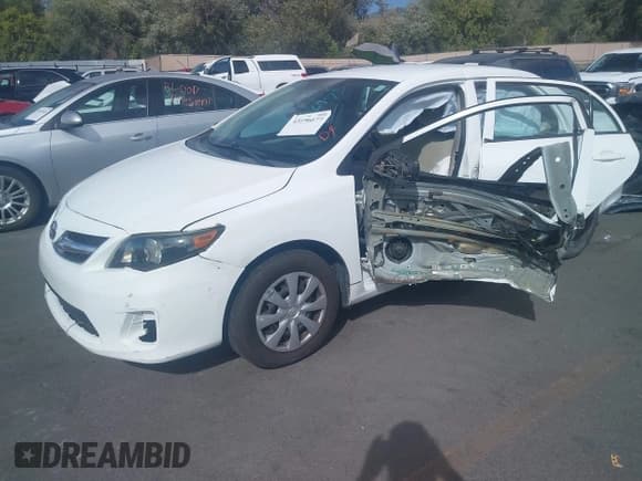 ✅ 2013 Toyota Corolla L • VIN: 2T1BU4EEXDC070061 • Лот: 43196677. Опубликован ранее на IAAI с пробегом 129 382 миль. Бесплатный доступ к архиву аукционных продаж из США и подробный отчёт об истории автомобиля на DreamBid. Изображение 2.