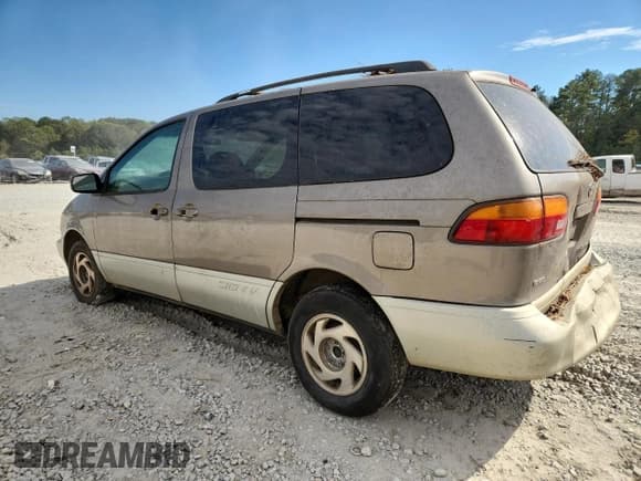 ✅ 1999 Toyota Sienna LE • VIN: 4T3ZF13C1XU101491 • Лот: 82304725. Опубликован ранее на Copart с пробегом 341 242 миль. Бесплатный доступ к архиву аукционных продаж из США и подробный отчёт об истории автомобиля на DreamBid. Изображение 2.