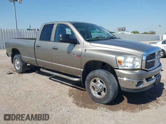 ✅ 2008 Dodge 2500 Laramie • VIN: 3D7KS28A18G175432 • Лот: 43280310. Опубликован ранее на IAAI с пробегом 161 153 миль. Бесплатный доступ к архиву аукционных продаж из США и подробный отчёт об истории автомобиля на DreamBid. Изображение 1.
