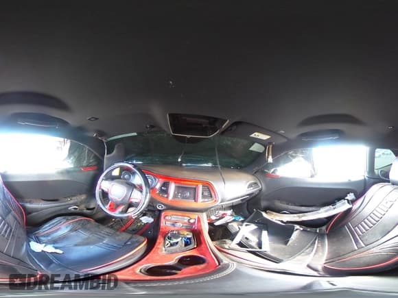 ✅ 2018 Dodge Challenger SXT Plus • VIN: 2C3CDZAG1JH303002 • Лот: 85522065. Опубликован ранее на Copart с пробегом 109 790 миль. Бесплатный доступ к архиву аукционных продаж из США и подробный отчёт об истории автомобиля на DreamBid. Изображение 14.