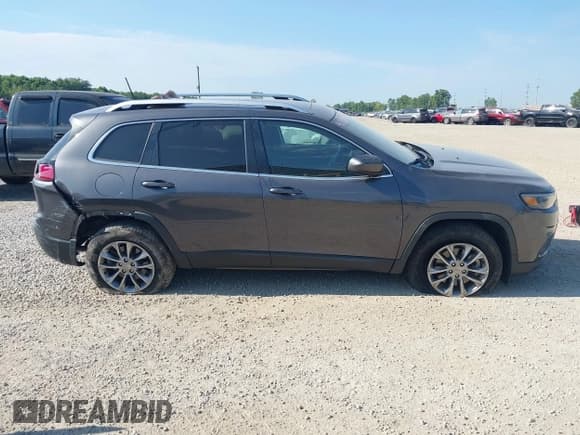 ✅ 2021 Jeep Cherokee 80th Anniversary • VIN: 1C4PJMMX3MD115880 • Lot: 42920159. Listed on IAAI with 56,245 mi. Free auction sales archive from the USA and detailed vehicle history report at DreamBid. Image 13.