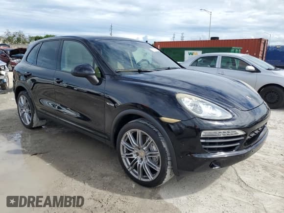 ✅ 2011 Porsche Cayenne S Hybrid • VIN: WP1AE2A29BLA92548 • Lot: 81575905. Wystawiony na Copart z przebiegiem 84 505 mil. Bezpłatny archiwum sprzedaży aukcyjnych z USA i szczegółowy raport historii pojazdu na DreamBid. Zdjęcie 4.