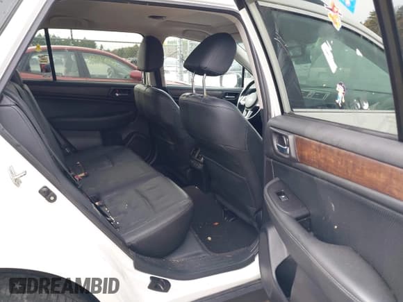 ✅ 2016 Subaru Outback Limited • VIN: 4S4BSENC5G3254844 • Lot: 43580399. Wystawiony na IAAI z przebiegiem 162 862 mil. Bezpłatny archiwum sprzedaży aukcyjnych z USA i szczegółowy raport historii pojazdu na DreamBid. Zdjęcie 8.